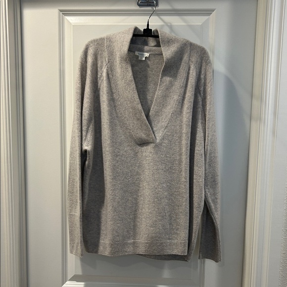 Sundance Sweaters - Sundance Cashmere light gray sweater. Size large